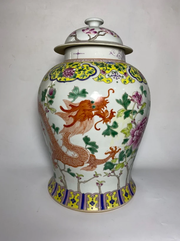 粉彩龙凤呈祥纹将军罐