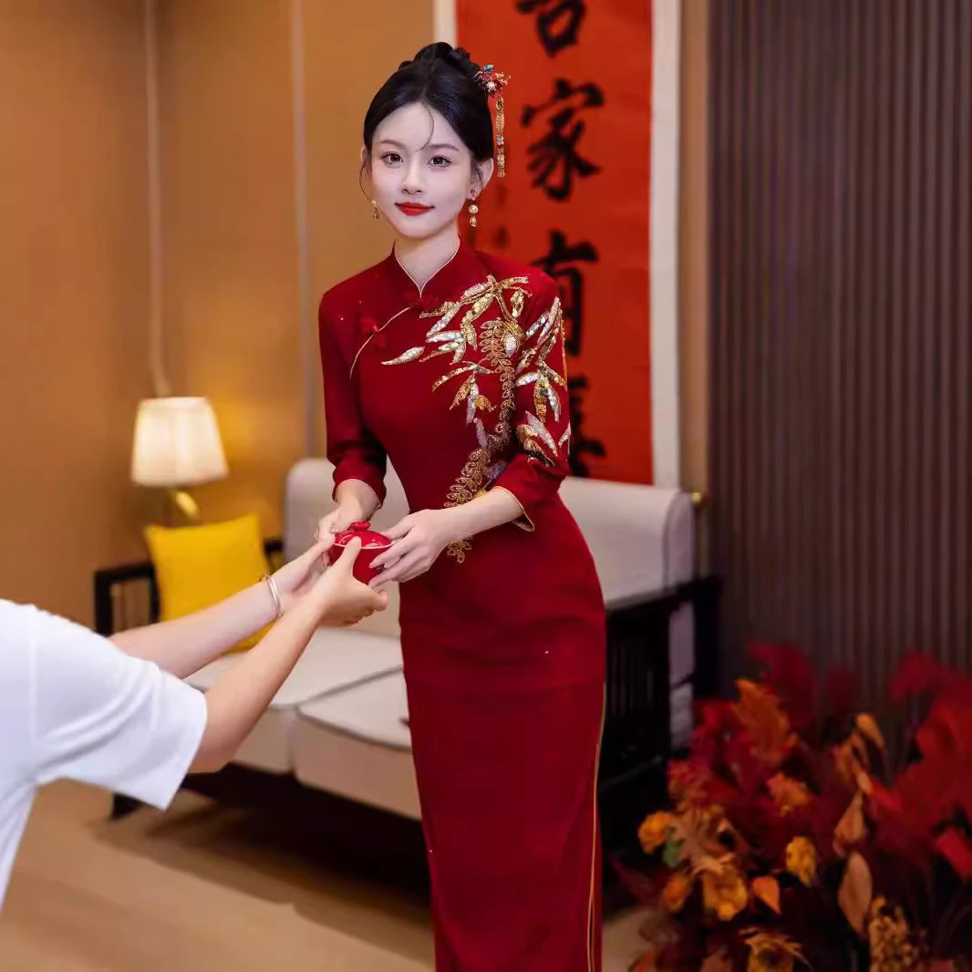 旗袍敬酒服新娘订婚礼服裙女酒红色回门结婚连衣裙平时可穿连衣裙