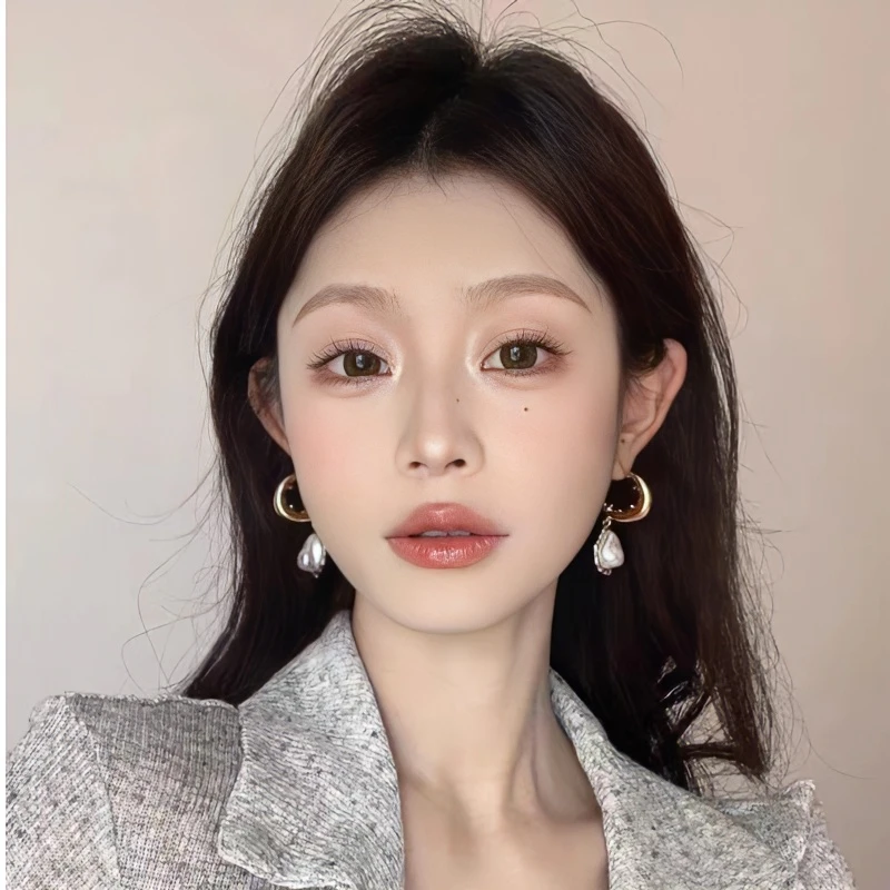 土拉兔 合金仿珍珠耳饰 金属风珍珠小众感高级耳钉气质2023新款