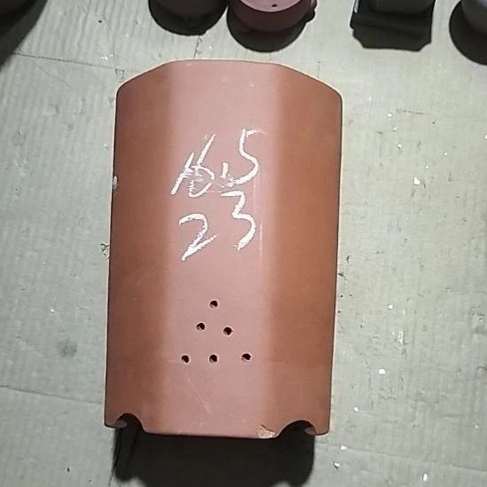 紫砂20CM（含）-50CM（不含）红泥八方一个微瑕