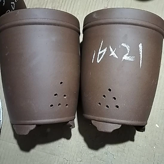 紫砂20CM（含）-50CM（不含）三线紫泥两个微瑕
