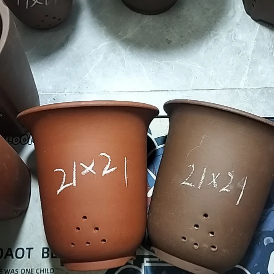 紫砂20CM（含）-50CM（不含）大红大紫金钟两个