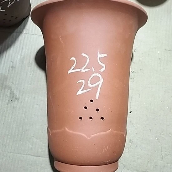 紫砂20CM(含)-50CM(不含)红泥莲花金钟微瑕一个