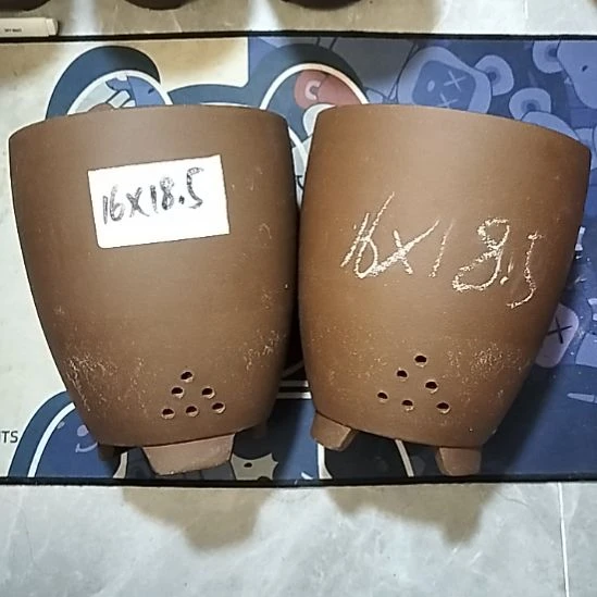 紫砂20CM(含)-50CM(不含)三角两个紫泥瑕疵
