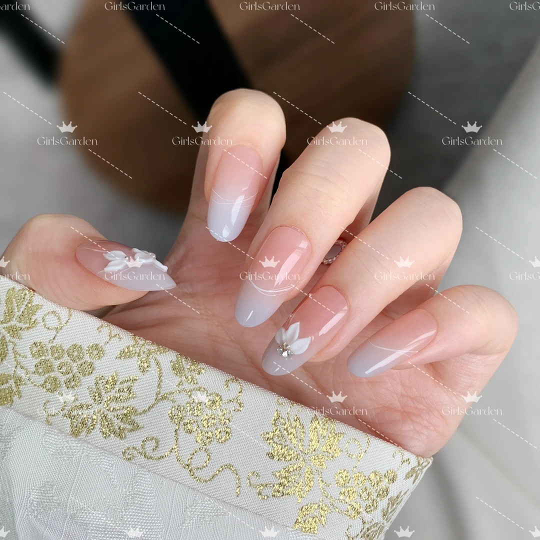 【白玉兰】美甲穿戴甲指尖渐变夏日清新雕花钻饰纯手工穿戴式贴片