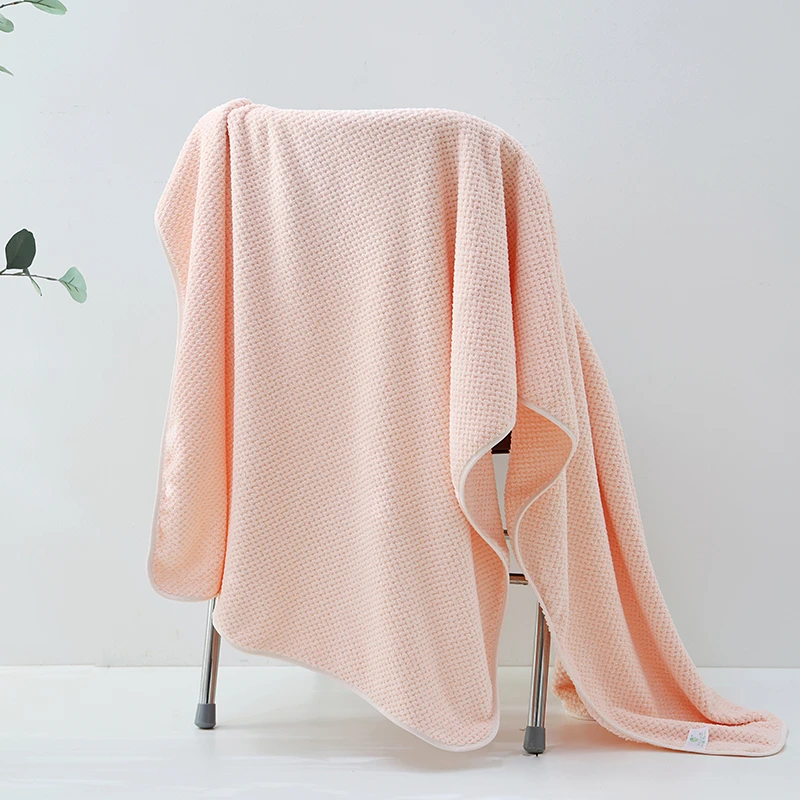 珊瑚绒大浴巾160*80cm针织柔软亲肤浴巾