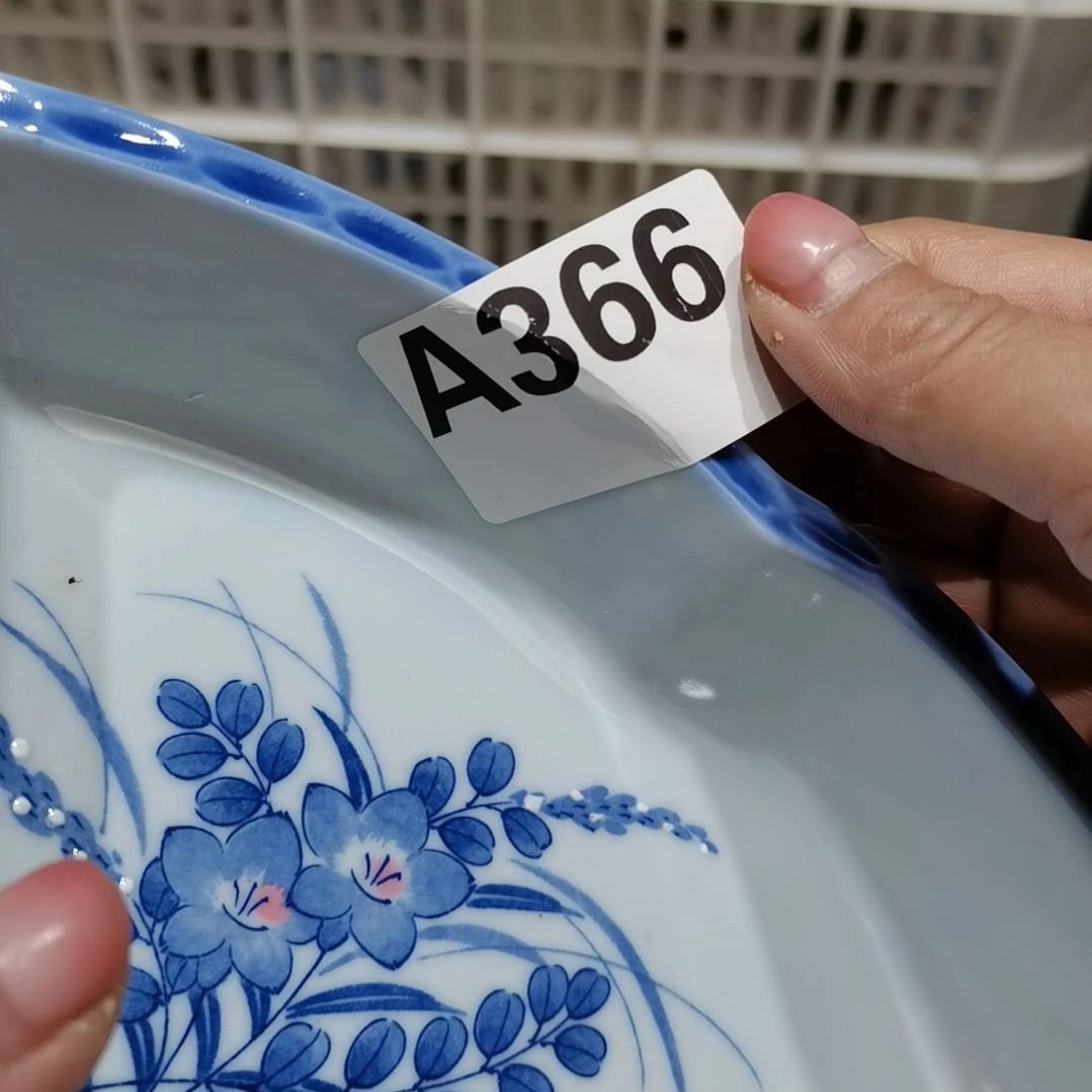 瓷片小*沪titdtfgygyguhu