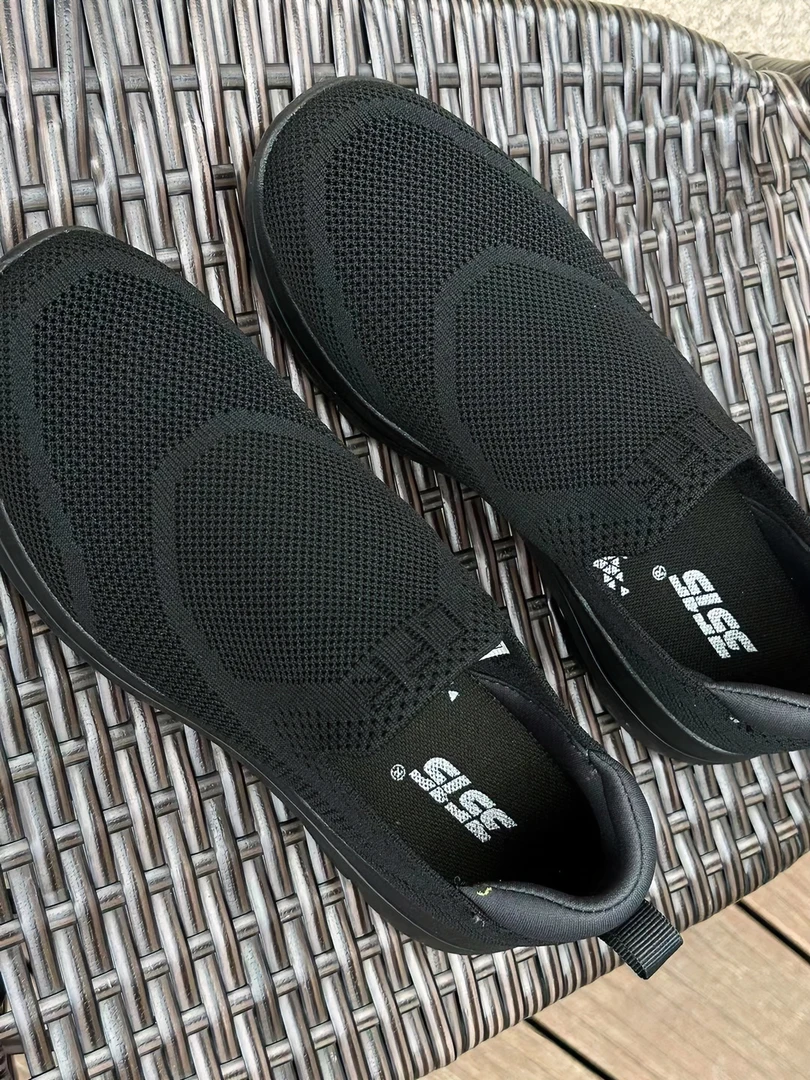 黑色超轻20布鞋舒适工作鞋网面透气百搭轻便休闲夏季飞织软底