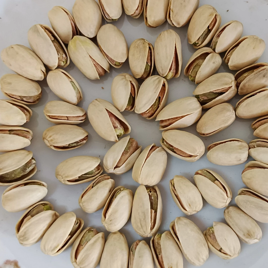 自然开原色大开心果原味坚果