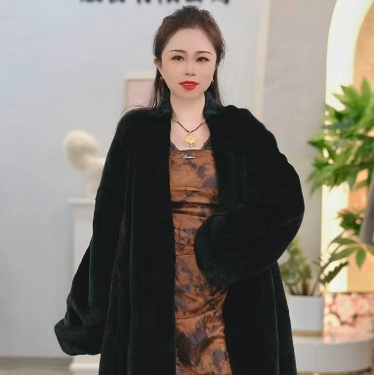 【貂依】 挽袖海宁皮草天鹅绒高货翻领气质水貂外套插肩袖2F333