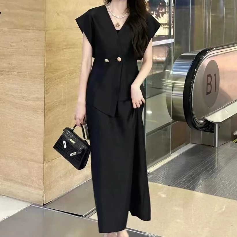 （卡码拍大）百搭气质名媛风V领飞飞袖半裙套装C8698