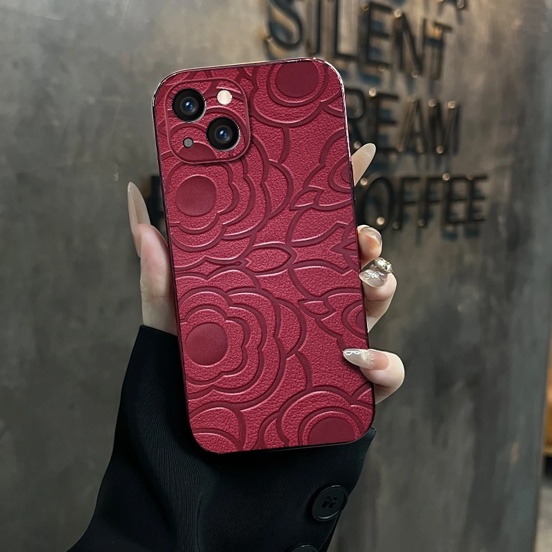 适用与【苹果14】高级浮雕山茶花ins风秋冬皮质全包网红手机壳女款