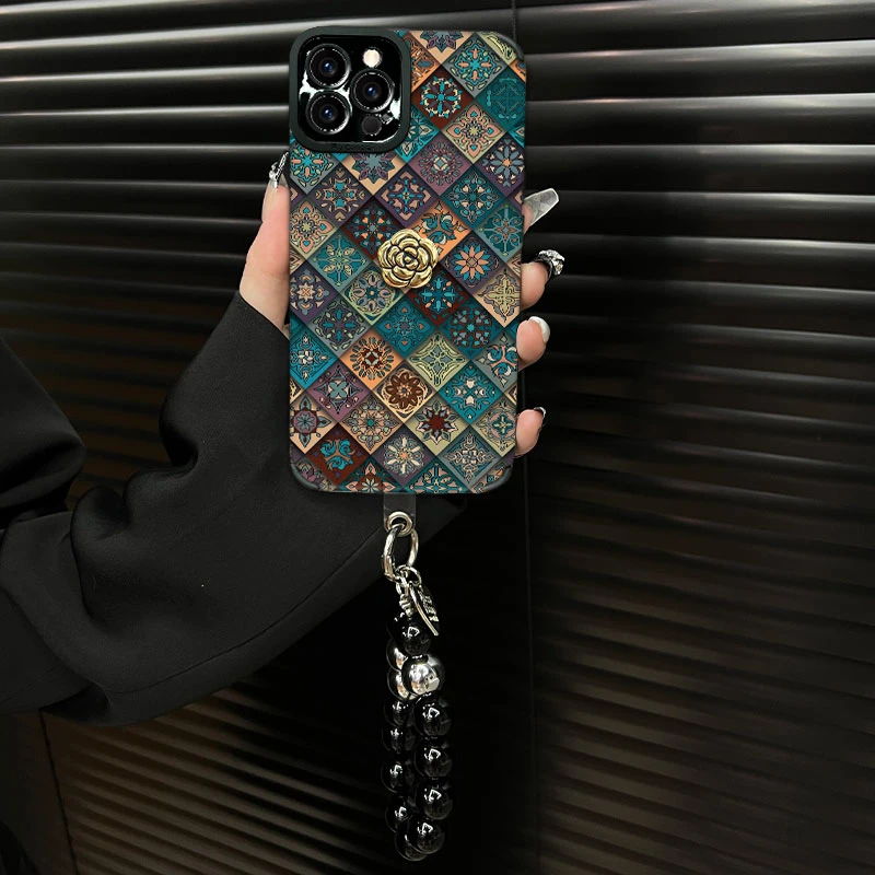 适用【苹果12promax】五彩图腾ins风秋冬皮质创意全包网红手机壳女