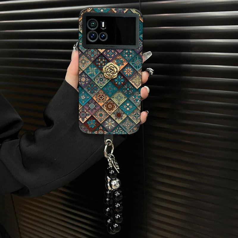 适用【vivoiqoo9】五彩图腾ins风秋冬皮质创意全包网红防摔手机壳女