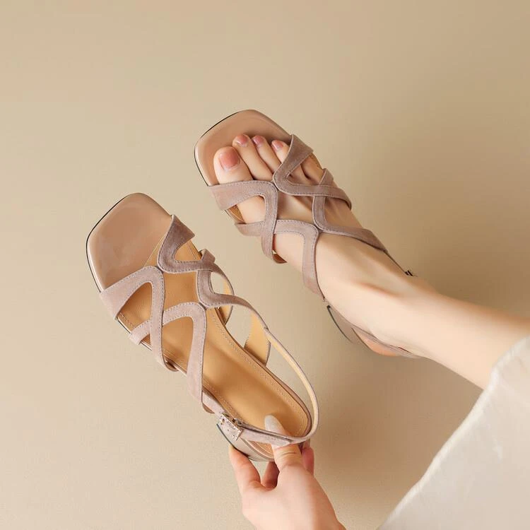 2025磨砂露趾凉鞋女粗跟夏时尚百搭方头细带编织中跟后绊带罗马鞋