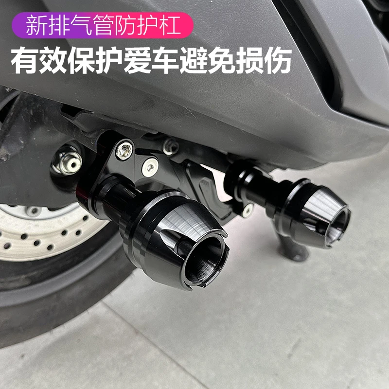 适用本田佛沙NSS350防护杠改装防摔棒车身防护杠前后护轮实用无损