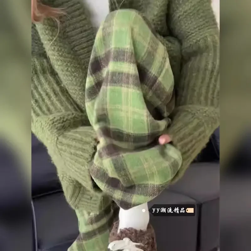 孕妇裤绿色毛呢格子裤子秋冬2024新款高腰垂感休闲直筒加绒阔腿裤