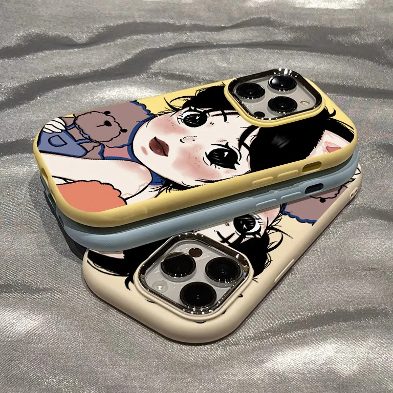 KEWU潮流抱熊女孩苹果15手机壳iphone13/14promax肤感壳12防摔11