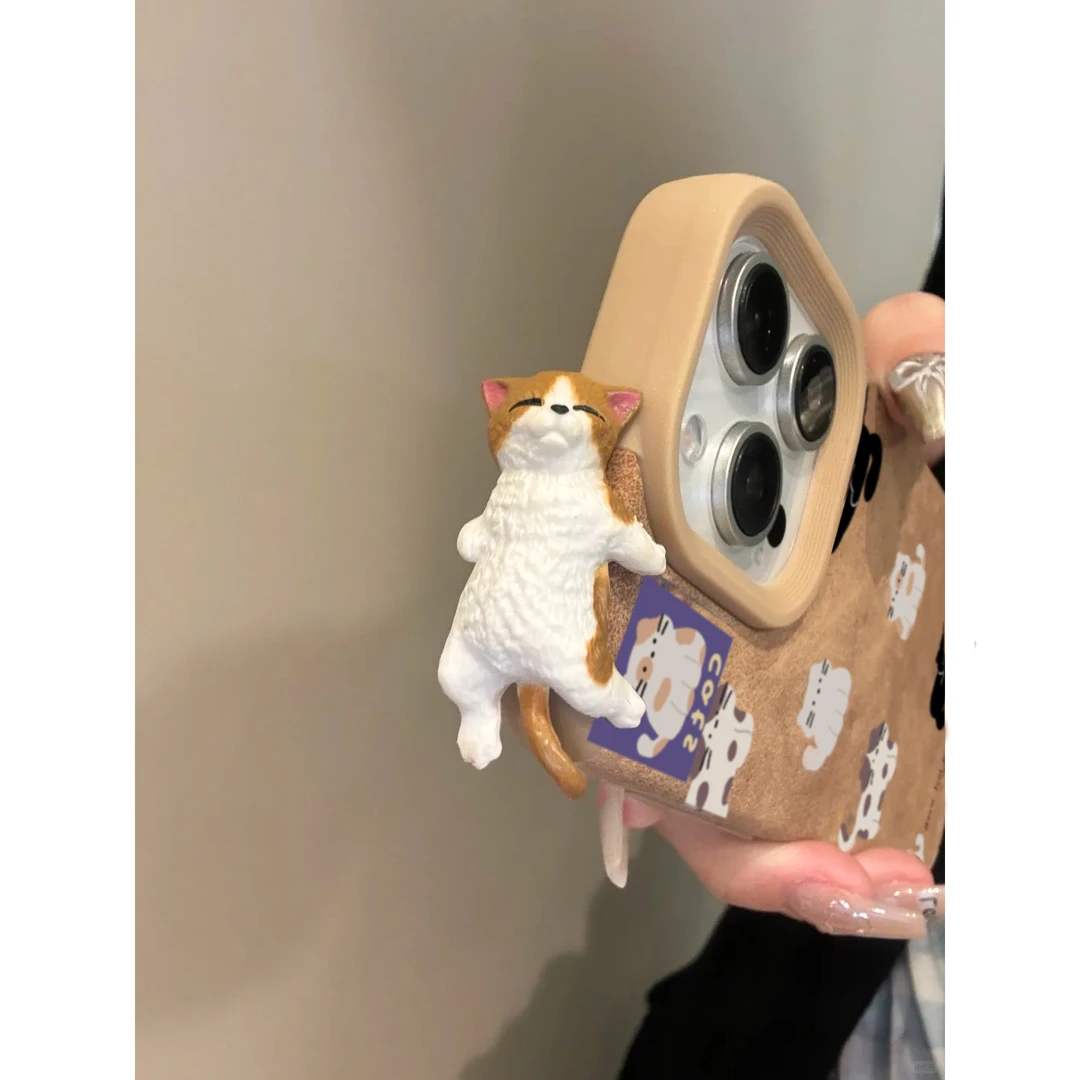 KEWU可爱立体搞怪小猫适用苹果16pro手机壳iPhone15翻毛皮14/13