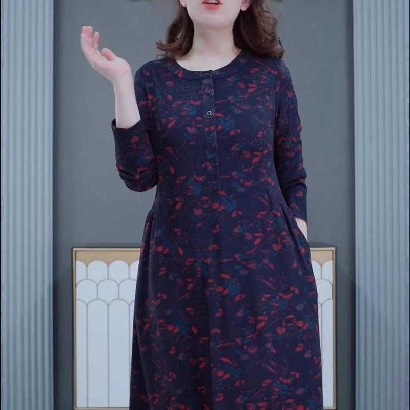 碎花圆领开扣连衣裙 ZB4544