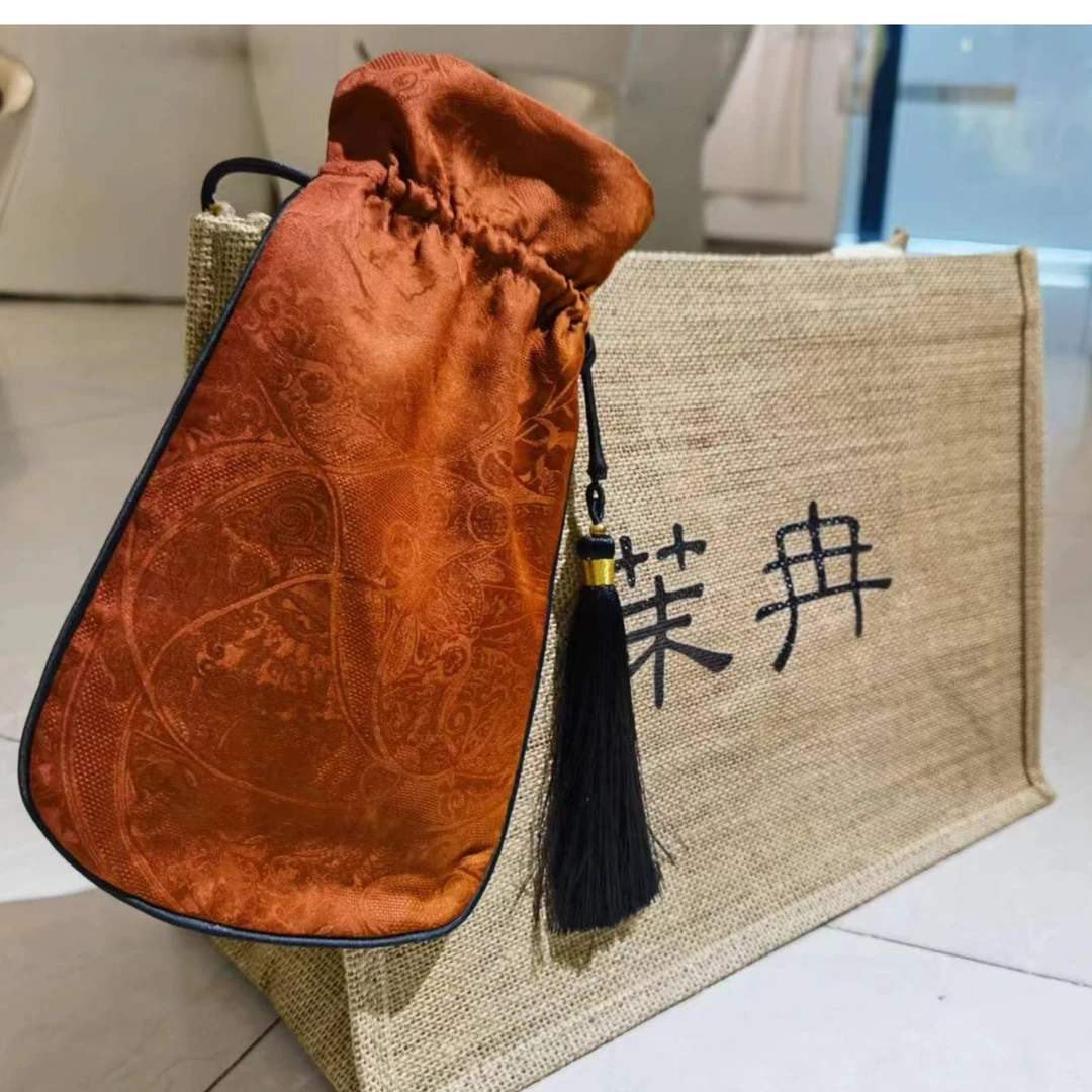 香云纱女真丝单肩包新款手提小包100%桑蚕丝零钱包 M 8999