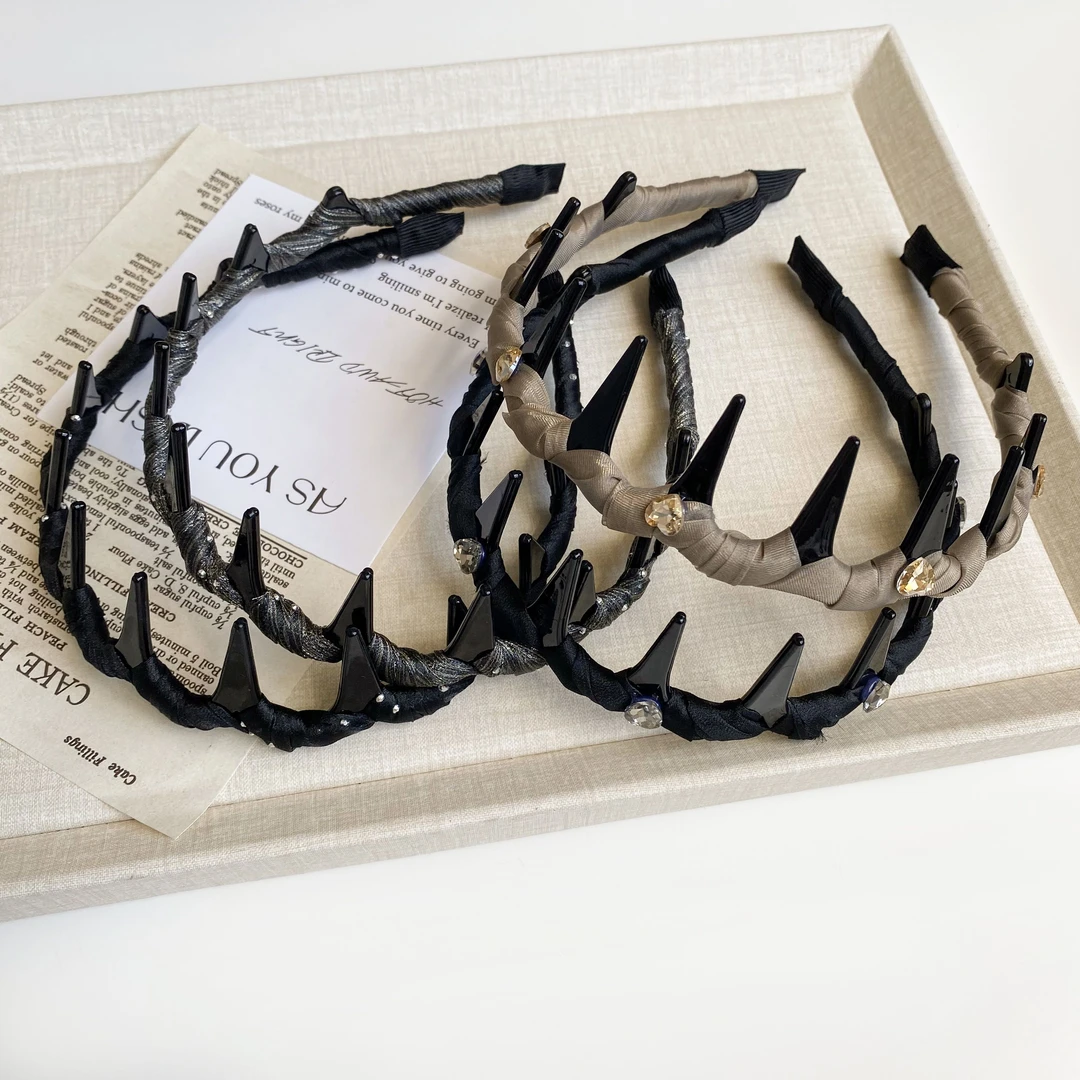 2024新款高级感钻钻爱心编织波浪头箍洗脸专用百搭黑色发箍女发饰