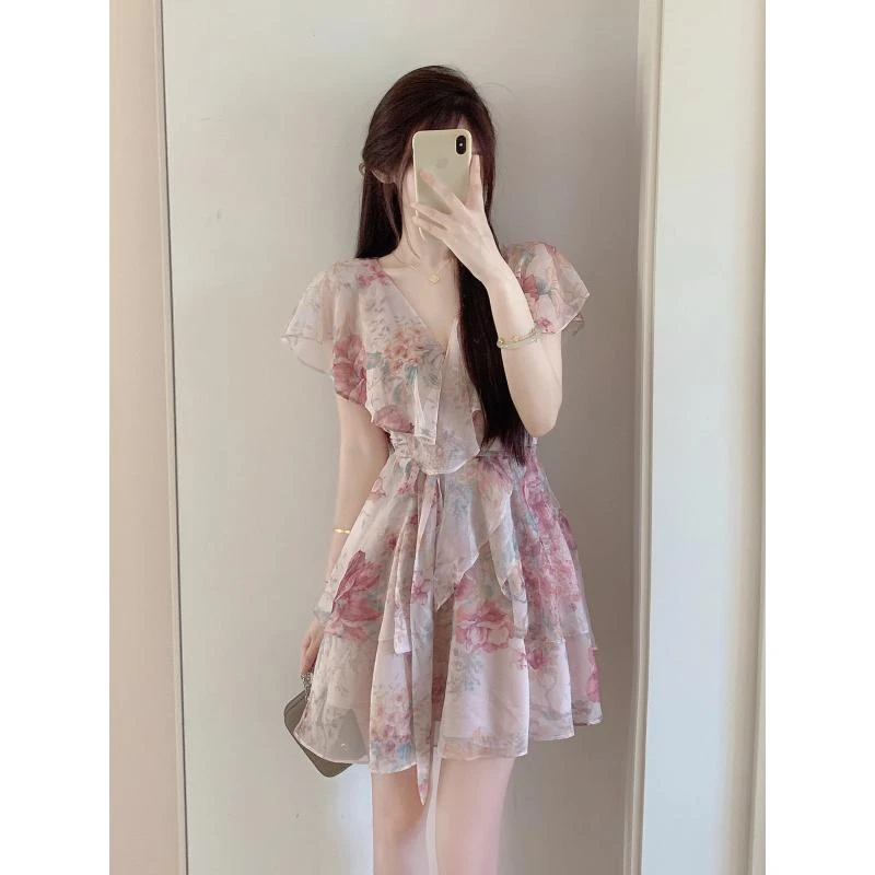 法式v领茶歇碎花连衣裙女春秋季绝美气质收腰显瘦荷叶边雪纺短裙