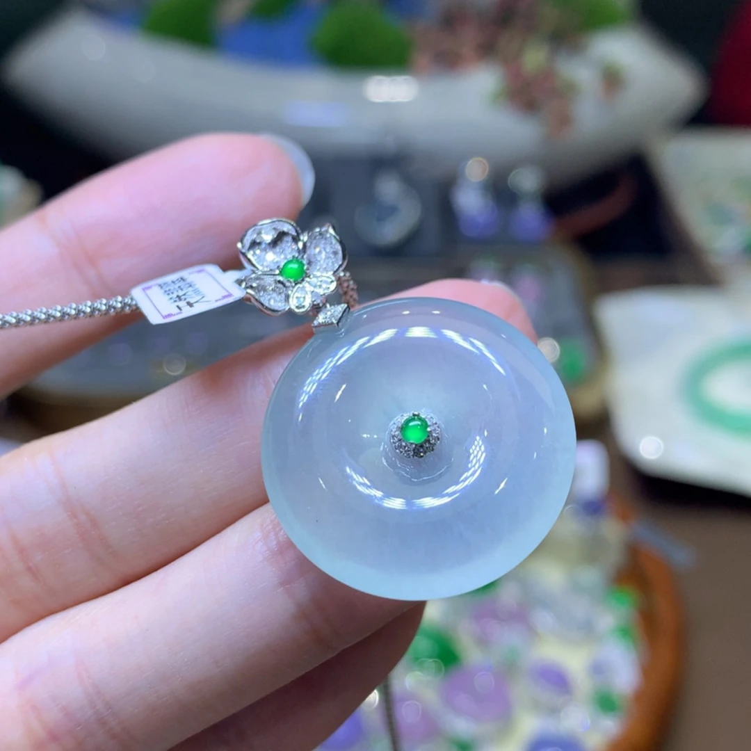 【闪购商品】翡翠颈饰18K金镶嵌