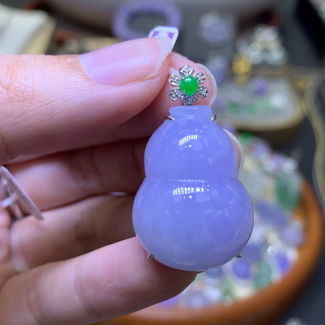 【闪购商品】翡翠颈饰18K金镶嵌翡翠吊坠项链