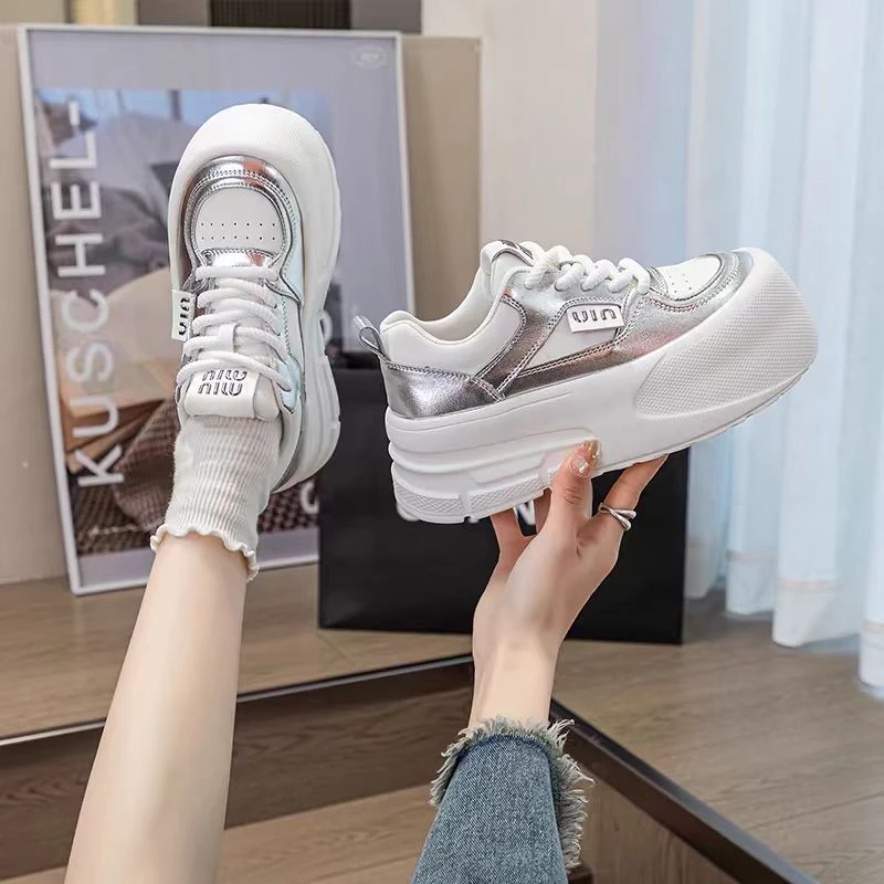 2024春季新款厚底真皮轻便百搭小白鞋