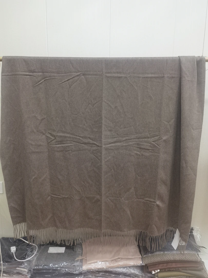 纯羊绒大批毯E家专柜余货