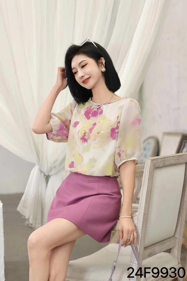 衬衫上衣气质时尚百搭夏季小衫印花碎花休闲女减龄宽松雪纺衫9930