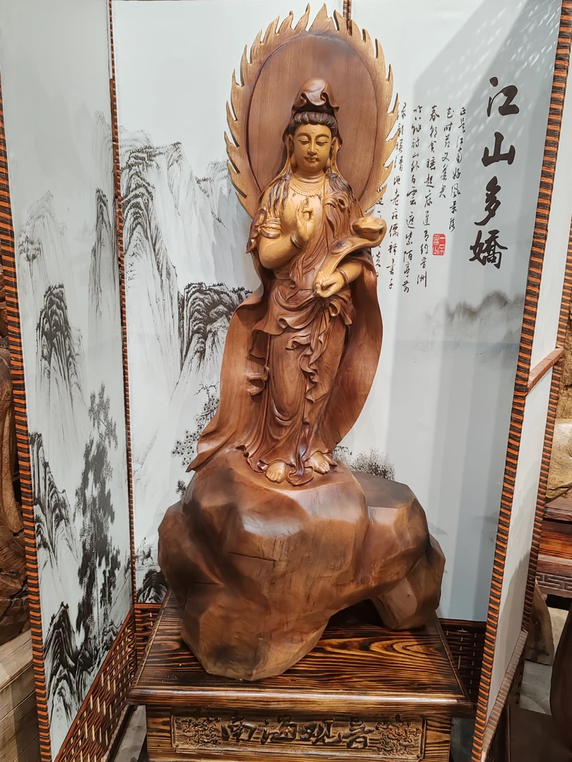 香樟木人物雕刻摆件