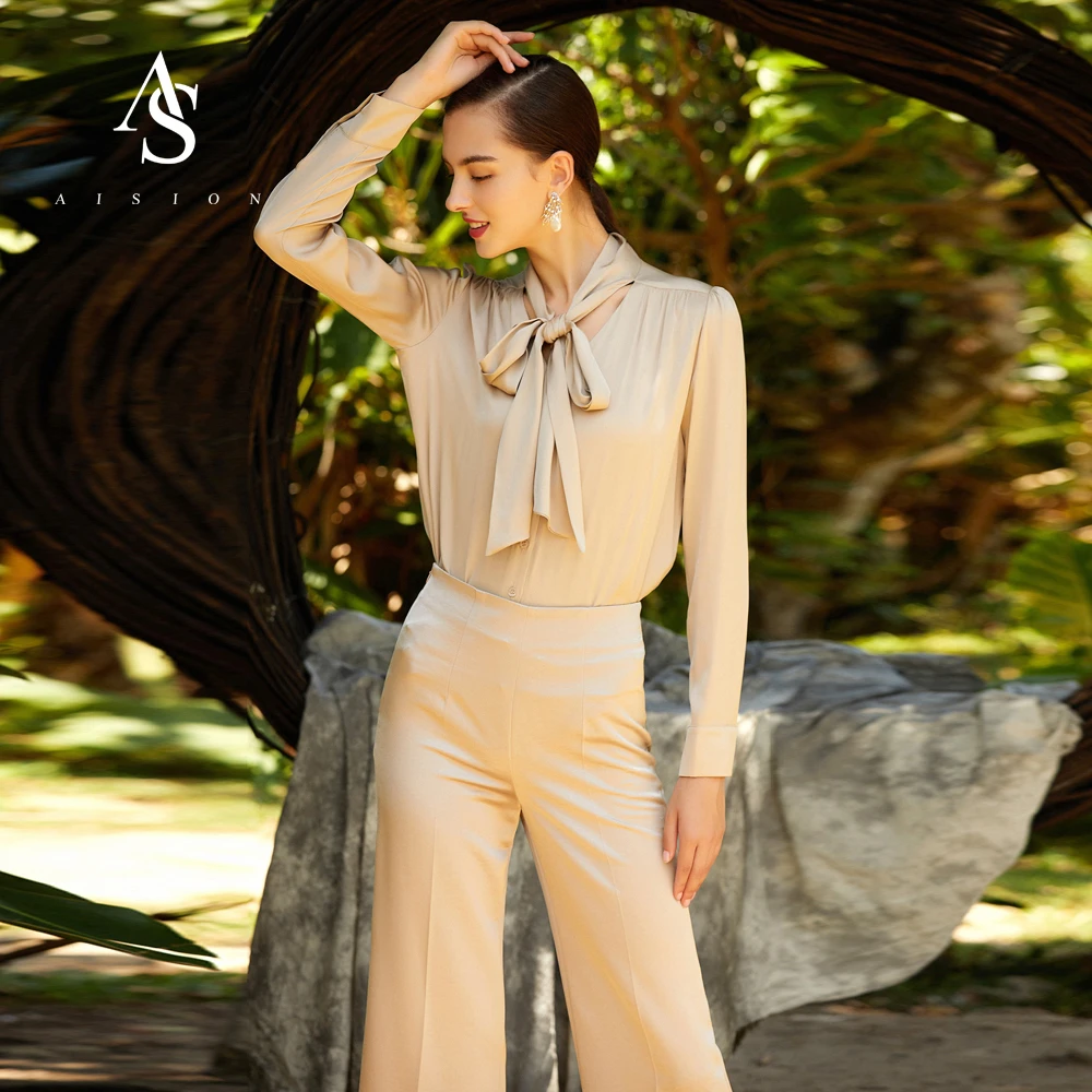 203086秋季清新个性系带领高级感洋气减龄端庄大方杏色上衣S