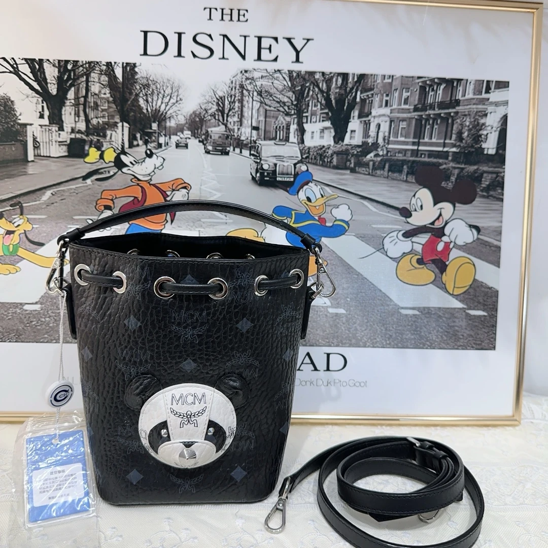 95新 MCM mcm熊猫水桶包 cj2511