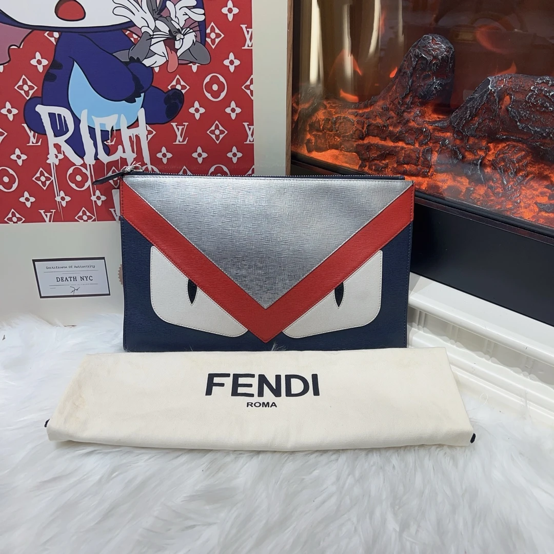 95新 FENDI/芬迪 芬迪fendi小怪兽手拿包 a4955