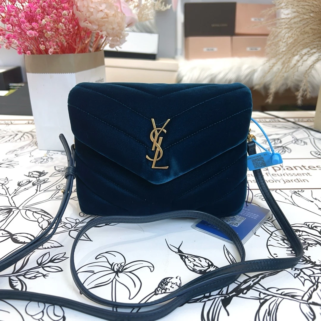 95新 Saint Laurent Paris 圣罗兰loulou丝绒方胖子斜挎包 a4085