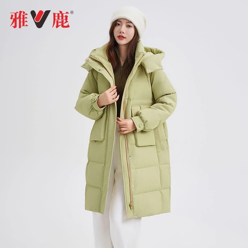V/雅鹿2024年冬季新款运动户外休闲女士收腰加厚中长款羽绒服