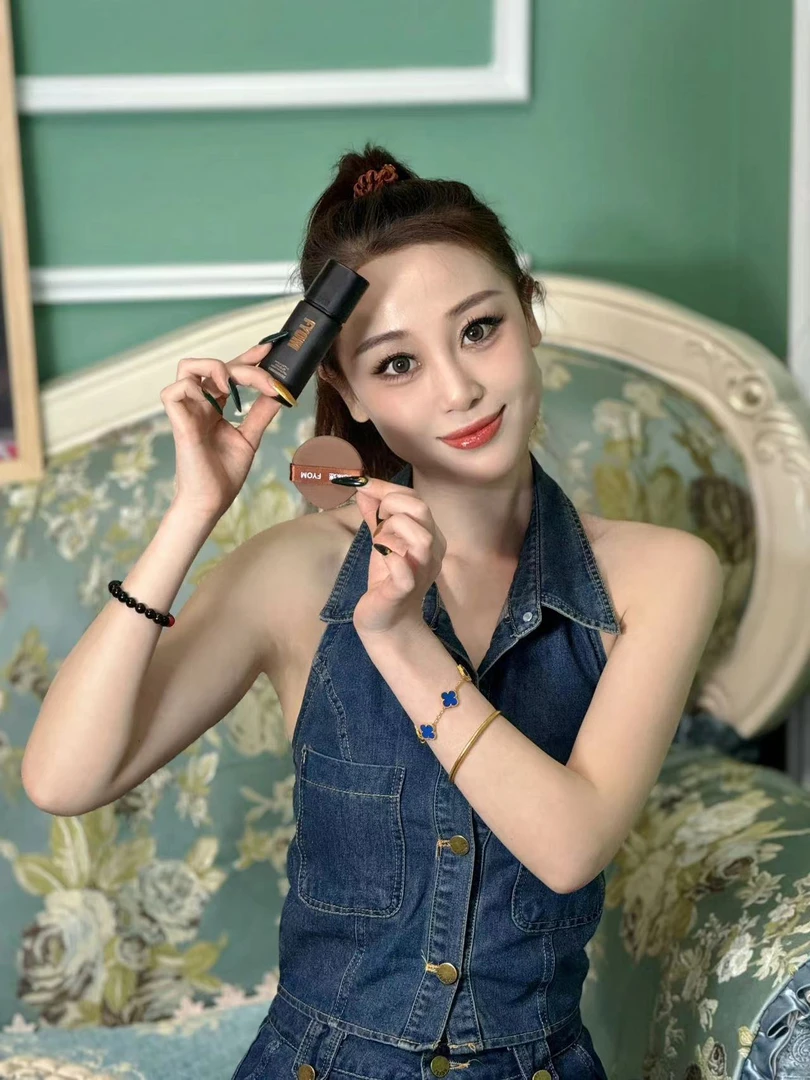 『麦兜专属』一号店遮瑕定妆粉底液哑光