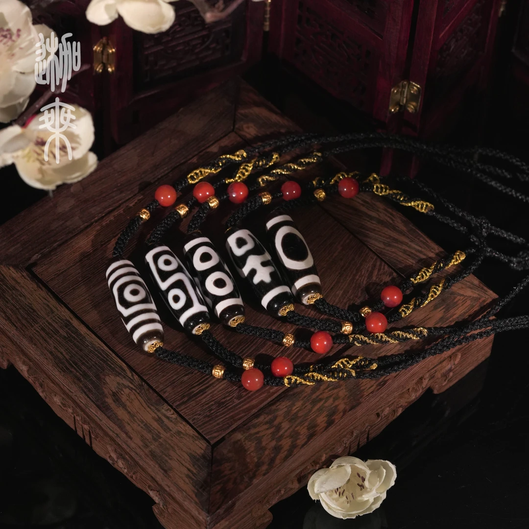 【迦乘】黑白任X攀小胖墩多图腾玛瑙项链s925银1194（多样性发货）