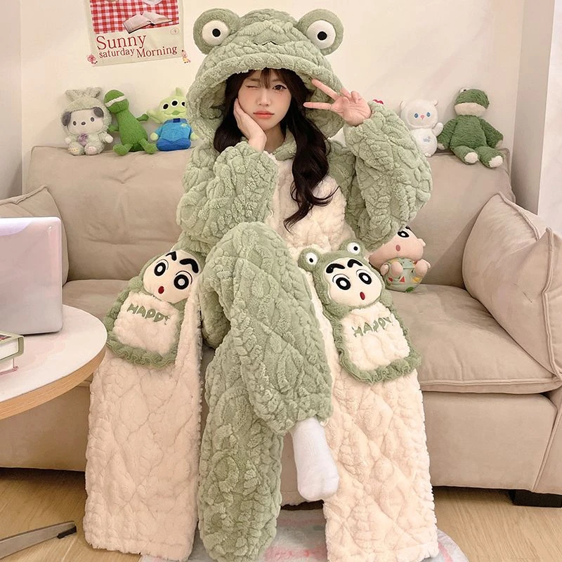 蜡笔小新睡衣女款冬季加厚加绒三层夹棉珊瑚绒卡通睡袍家居服套装