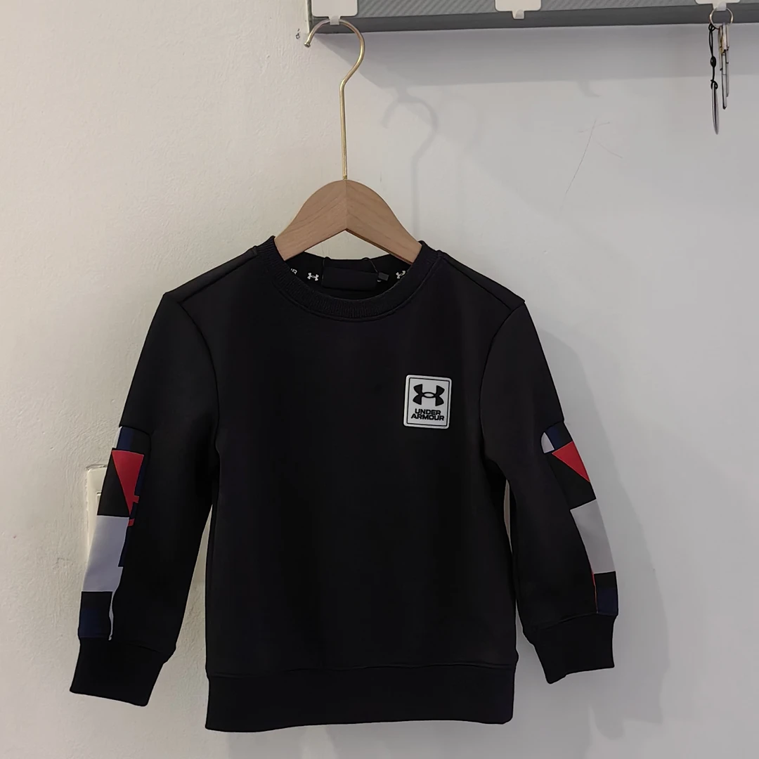 安德玛中童爆款卫衣