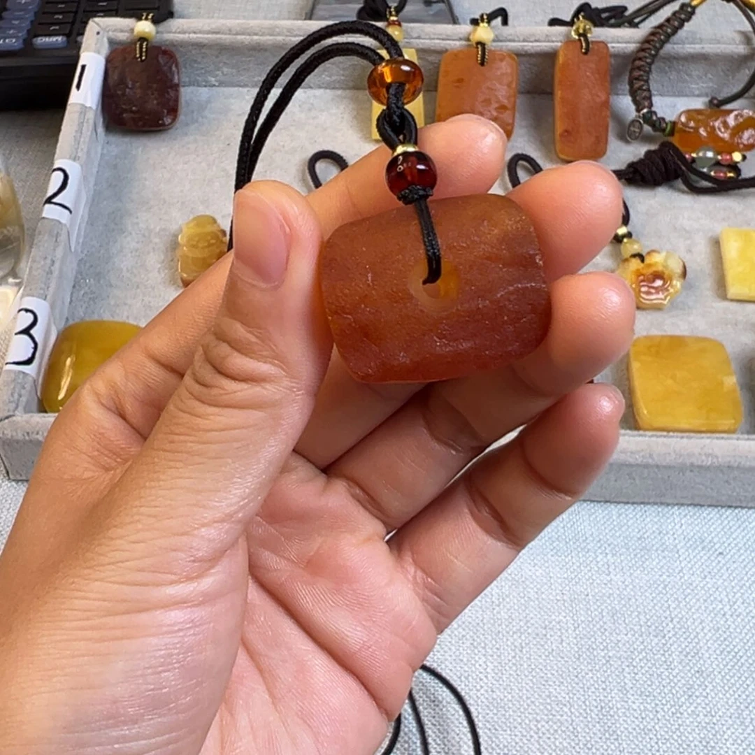 【闪购商品】蜜蜡裸石未镶嵌