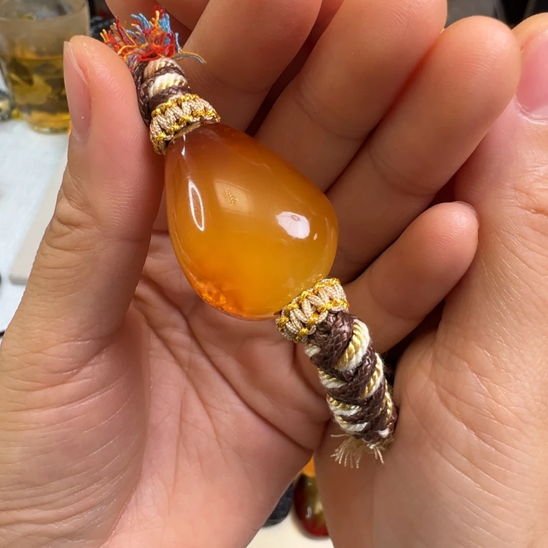 蜜蜡裸石未镶嵌琥珀