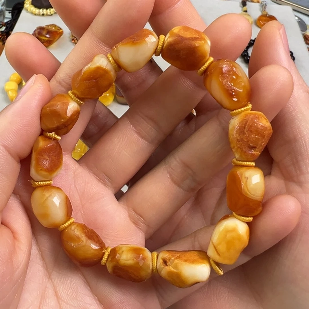 蜜蜡裸石未镶嵌蜜蜡