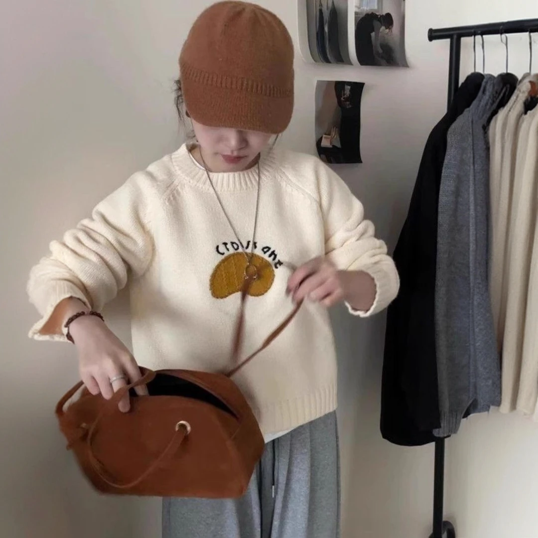 超好看韩系卡通字母毛衣女秋冬新款显瘦甜美针织衫百搭宽松圆领