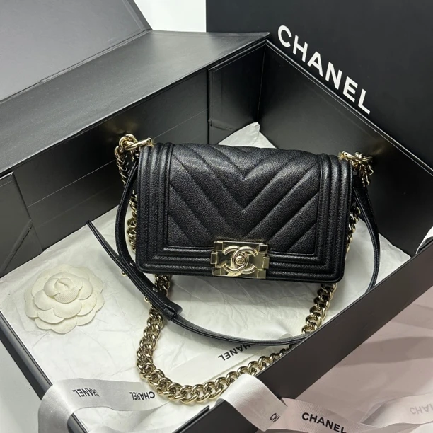 95新 Chanel/香奈儿 艾瑟尔奢品/黑金小号Leboy单肩包/1377
