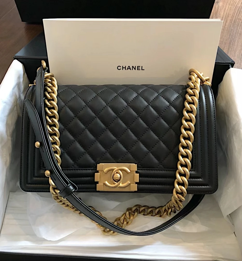 99新 Chanel/香奈儿 艾瑟尔奢品/黑金leboy经典翻盖单肩包/9013