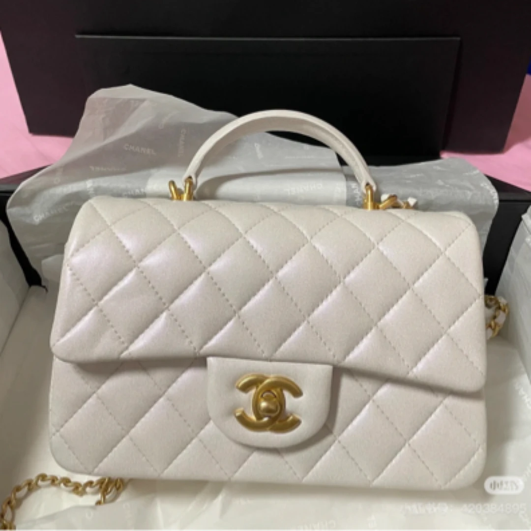 99新 Chanel/香奈儿 艾瑟尔奢品/白金燕麦手提mini cf/7549
