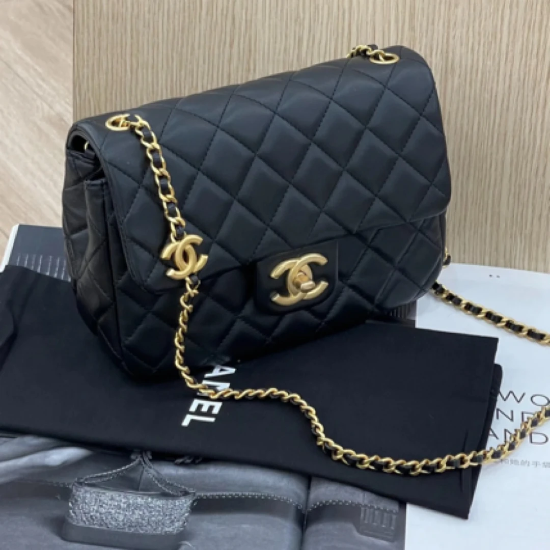 95新 Chanel/香奈儿 艾瑟尔奢品/22k黑金爱心珐琅方胖子/453H